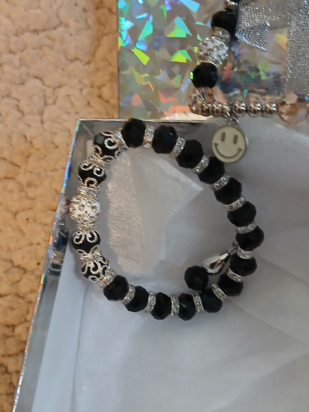 Source Unknown Black and Silver Beaded Stretch Bracelet with Smile Charm 3 Boxed